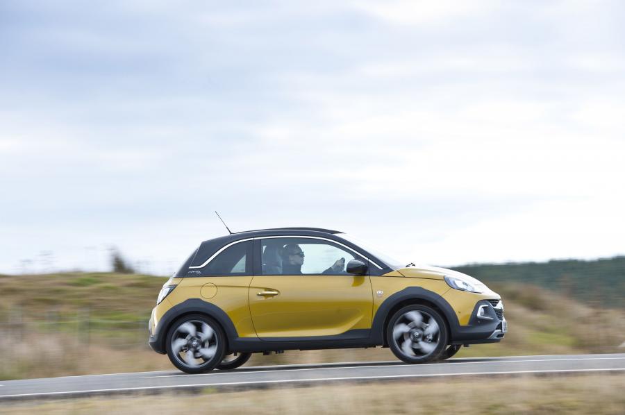  Vauxhall Adam Rocks Air 2014 года  (фото 31 из 94)